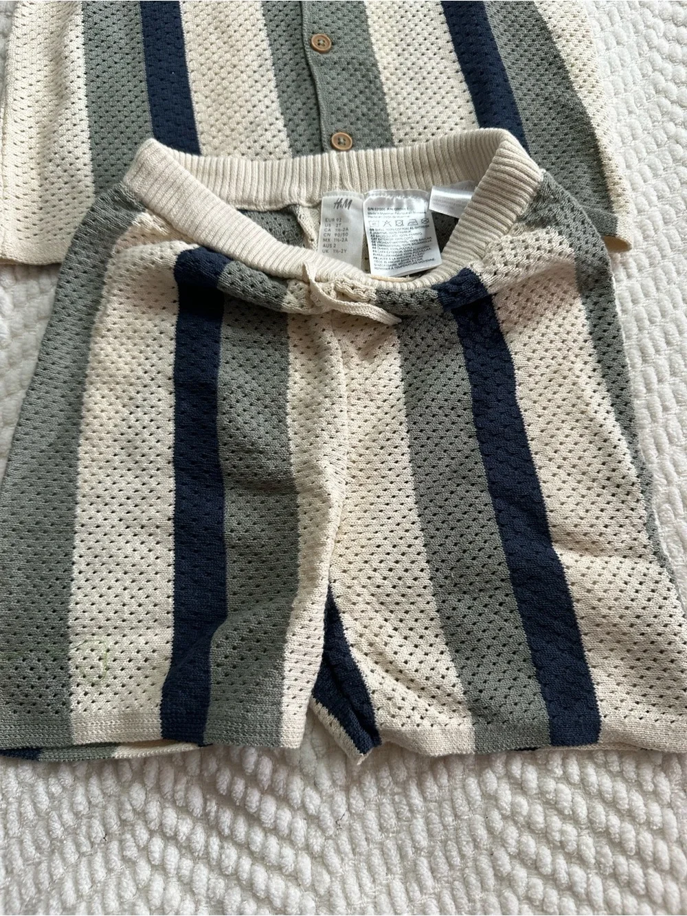 NEW H&M Striped Mesh Knit Polo & Shorts Set — Beige , Olive, Navy - 2T